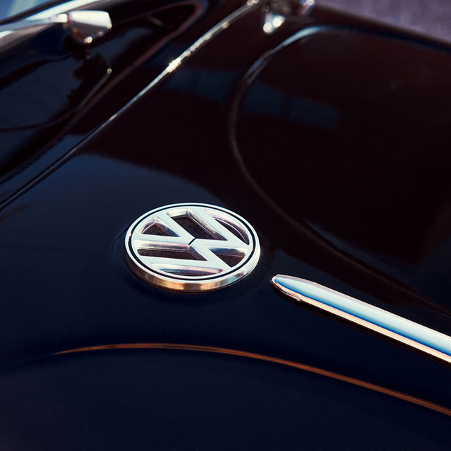 Mua Mô Hình Xe Volkswagen Beetle Hoài Cổ  Màu Vàng tại Decor And More